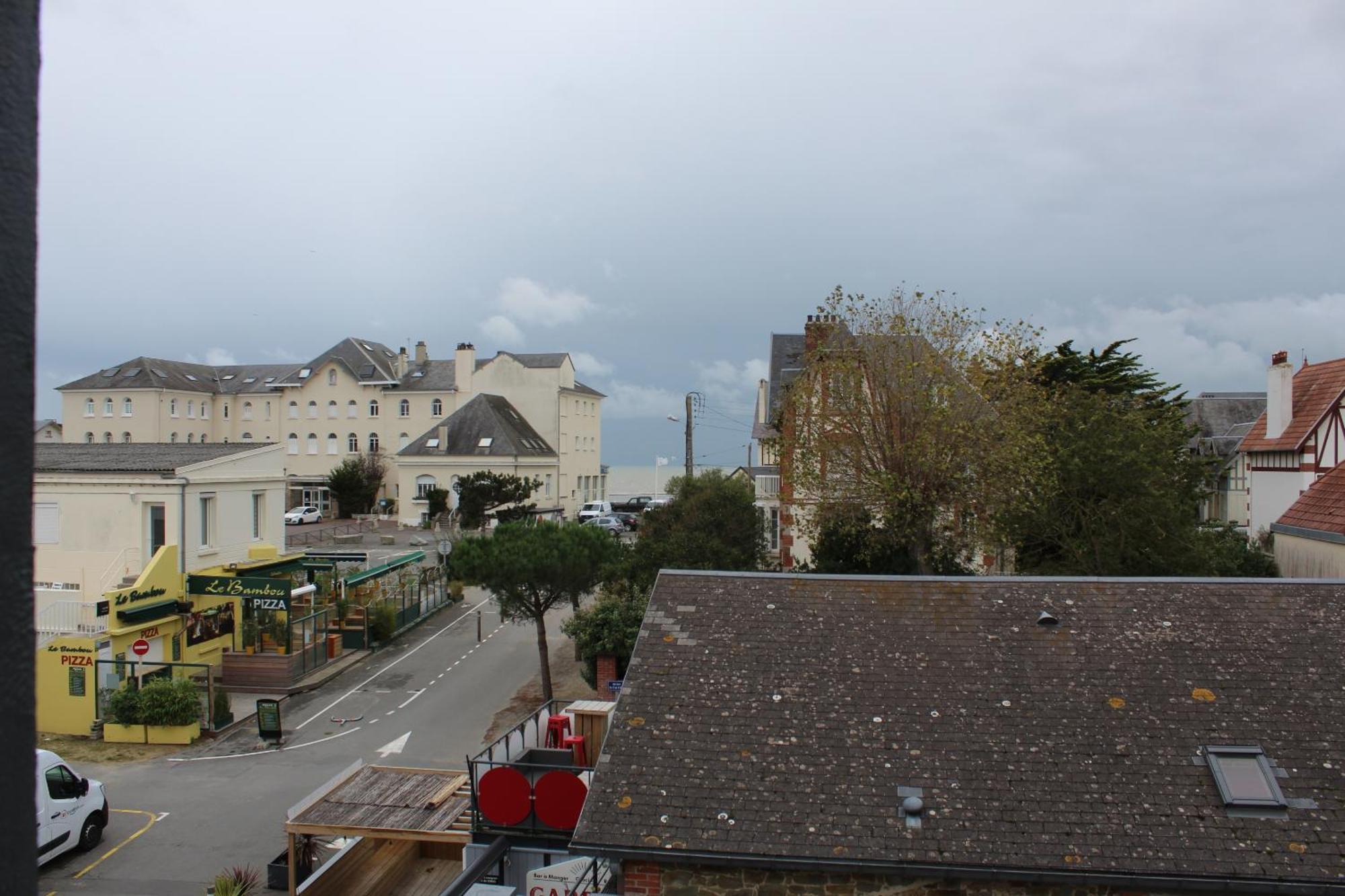 Hôtel des Pins Jullouville-les-Pins Quarto foto